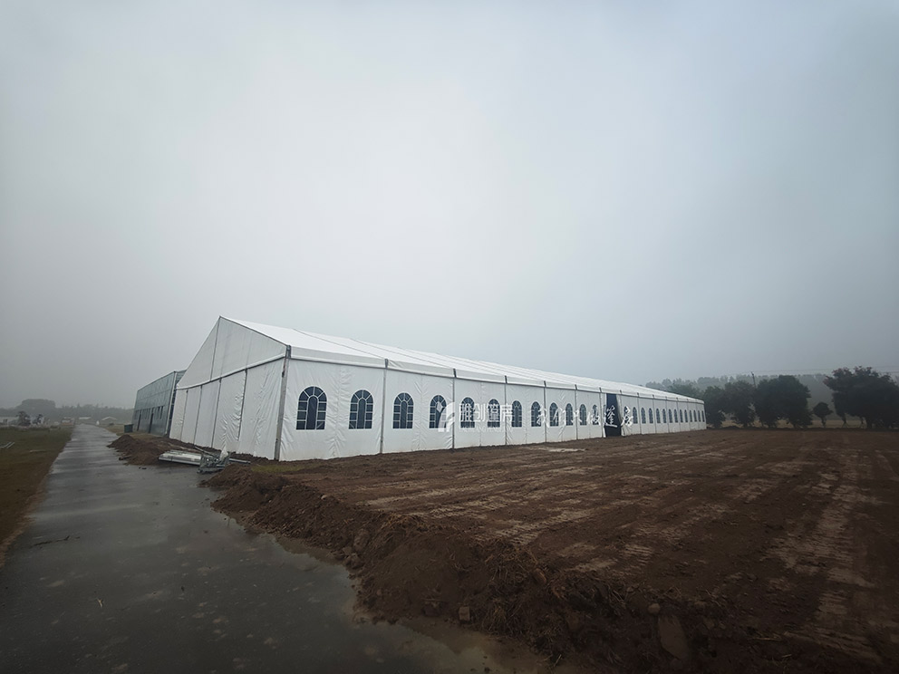 鄭州篷房租賃搭建中原地展大跨度篷房完工
