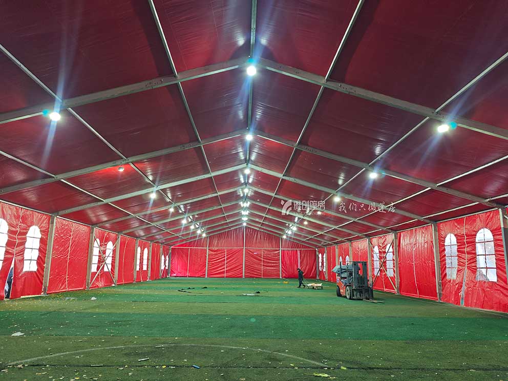 鄭州篷房廠家搭建秋冬室外紅色婚禮儀式篷房